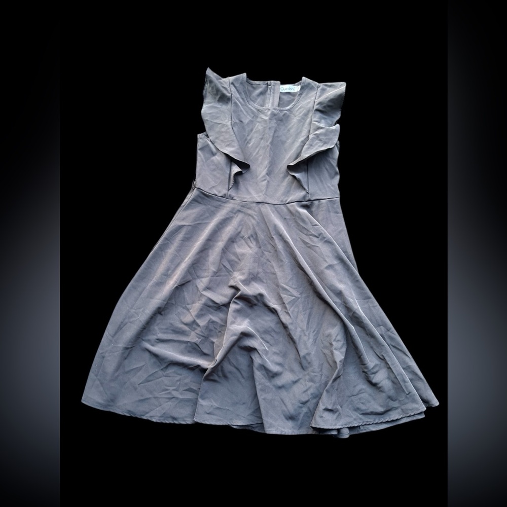 ✨Grey Quedoris sleeveless kids mini dress with ruffle✨